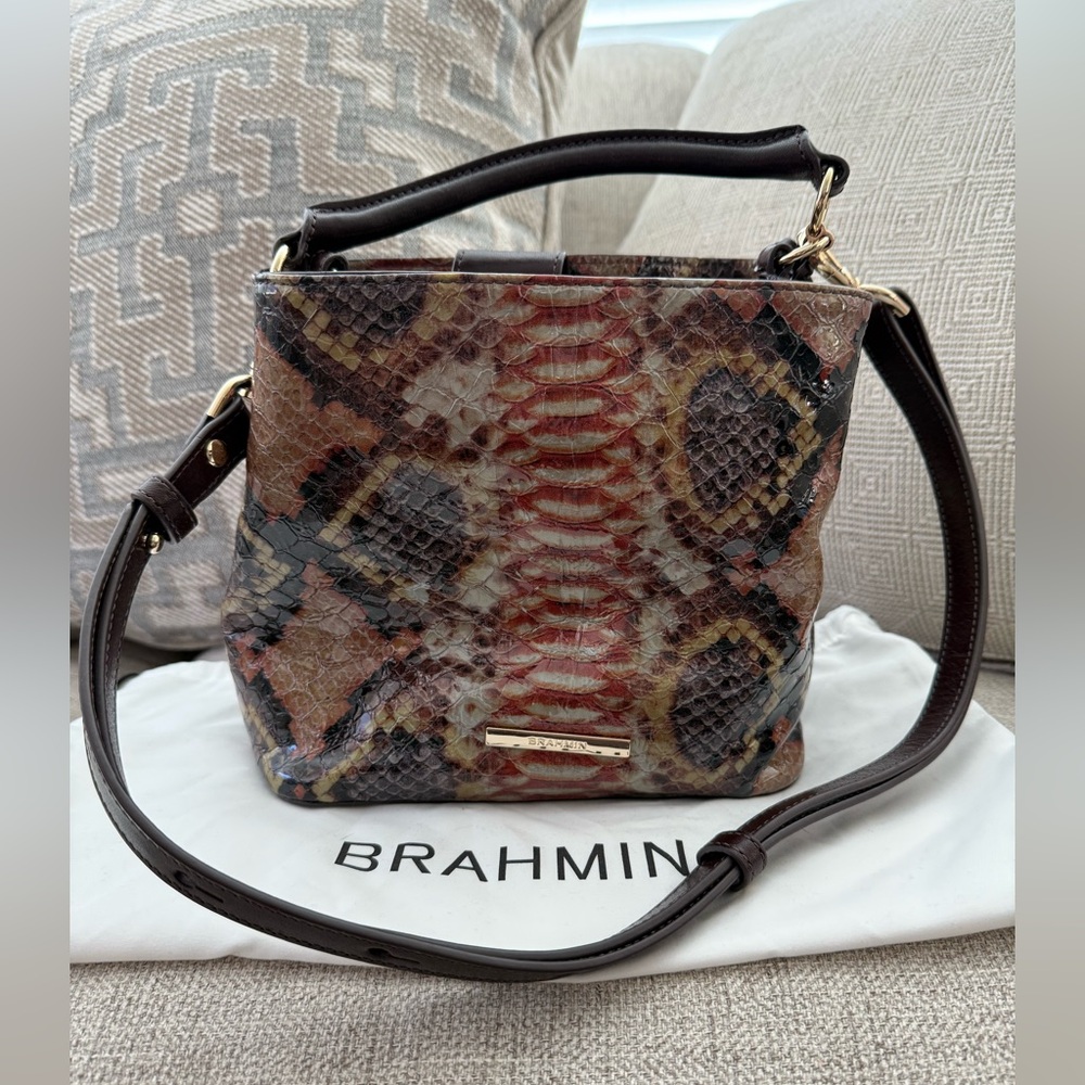 Brahmin Amelia mini bucket leather bag. 
New with tag not attached. Never used.